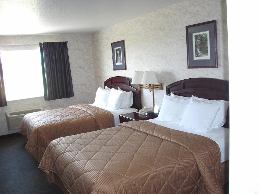 Colfax Inn By Marifah Exterior photo