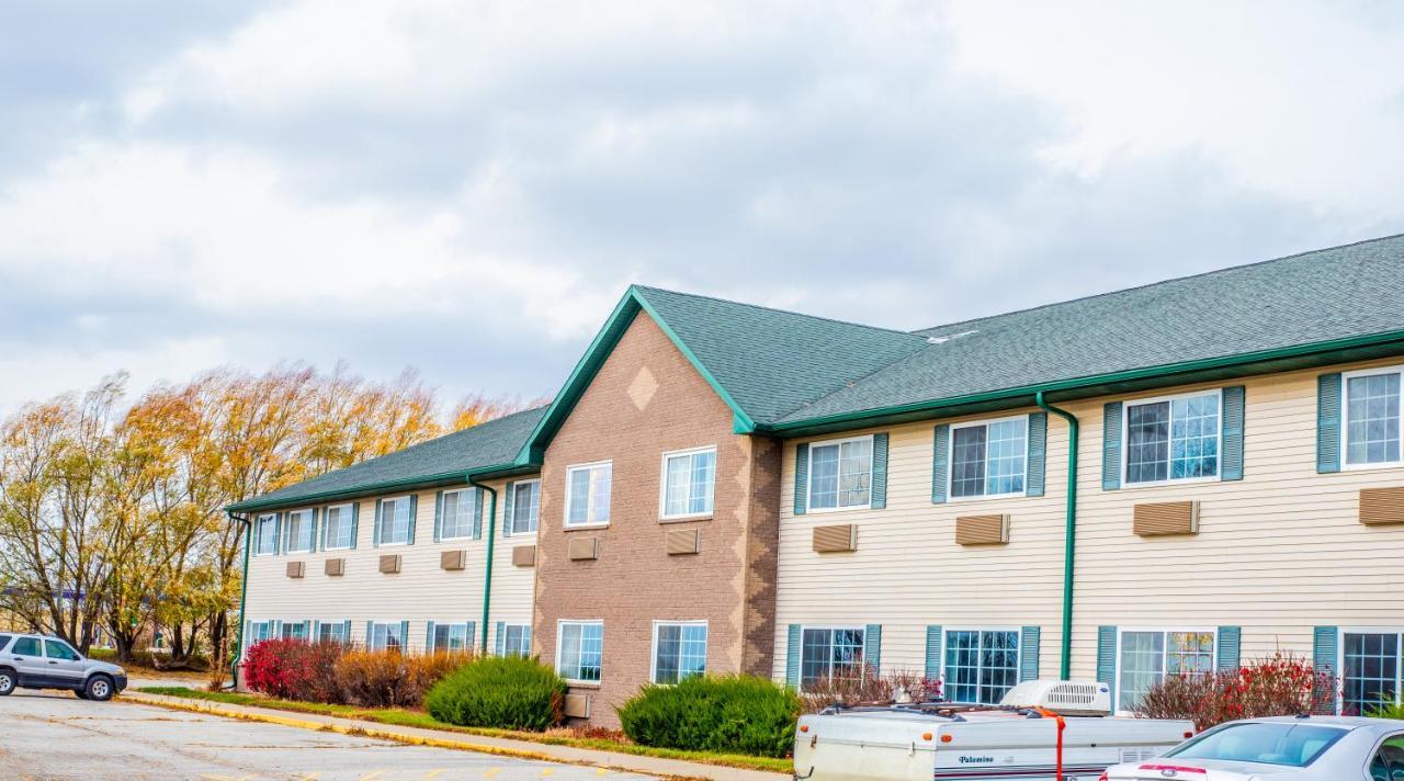 Colfax Inn By Marifah Exterior photo