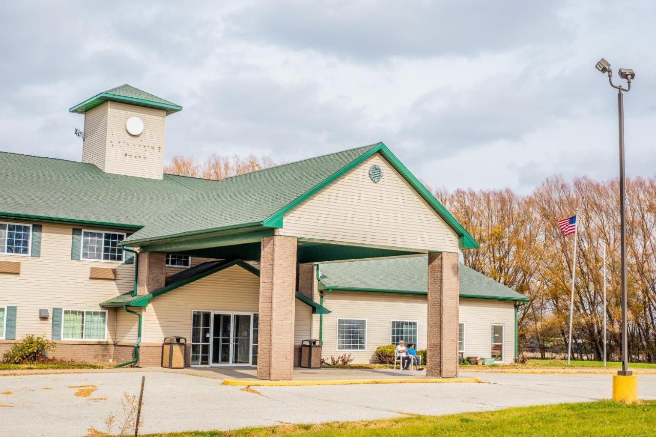 Colfax Inn By Marifah Exterior photo