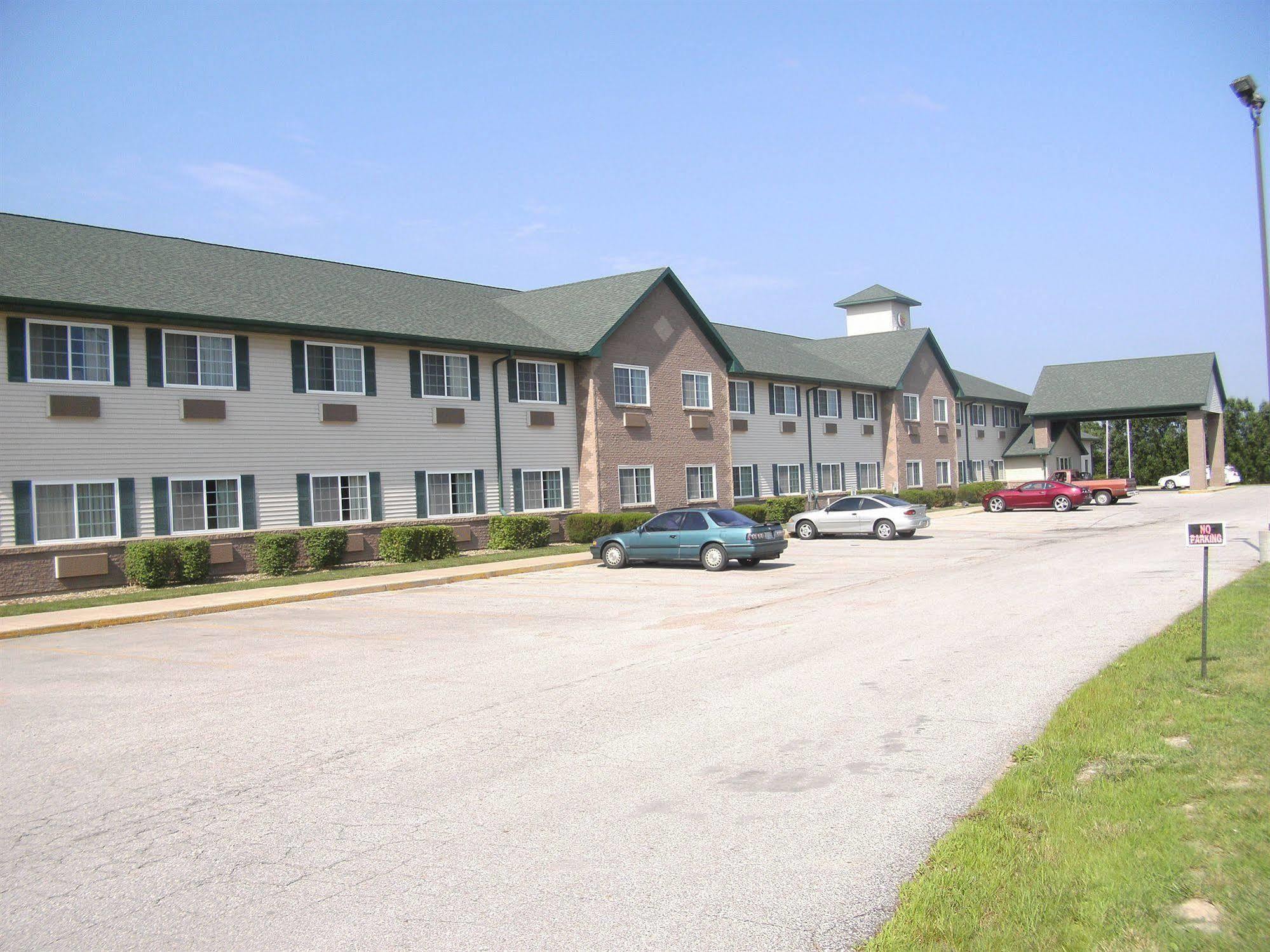 Colfax Inn By Marifah Exterior photo